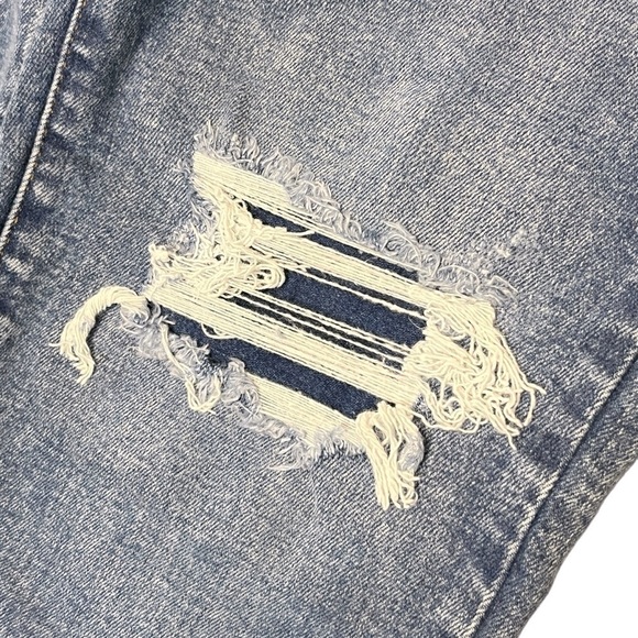 a.n.a. High Rise Straight Raw Hem Distressed Jeans. Blue Size 6 #1073 - Picture 5 of 6